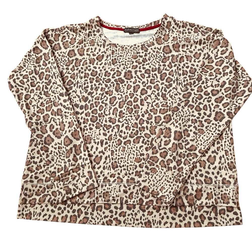 PJ Salvage Women’s Wild Heart Animal Print Long Sleeve Knit Top Size Large NWT